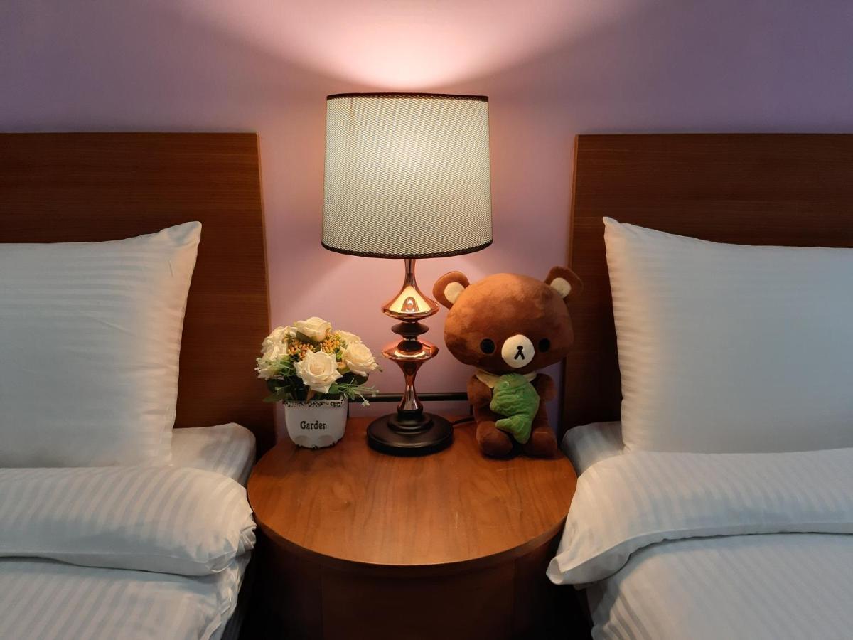 Gratitude Apartment ไถหนาน ภายนอก รูปภาพ