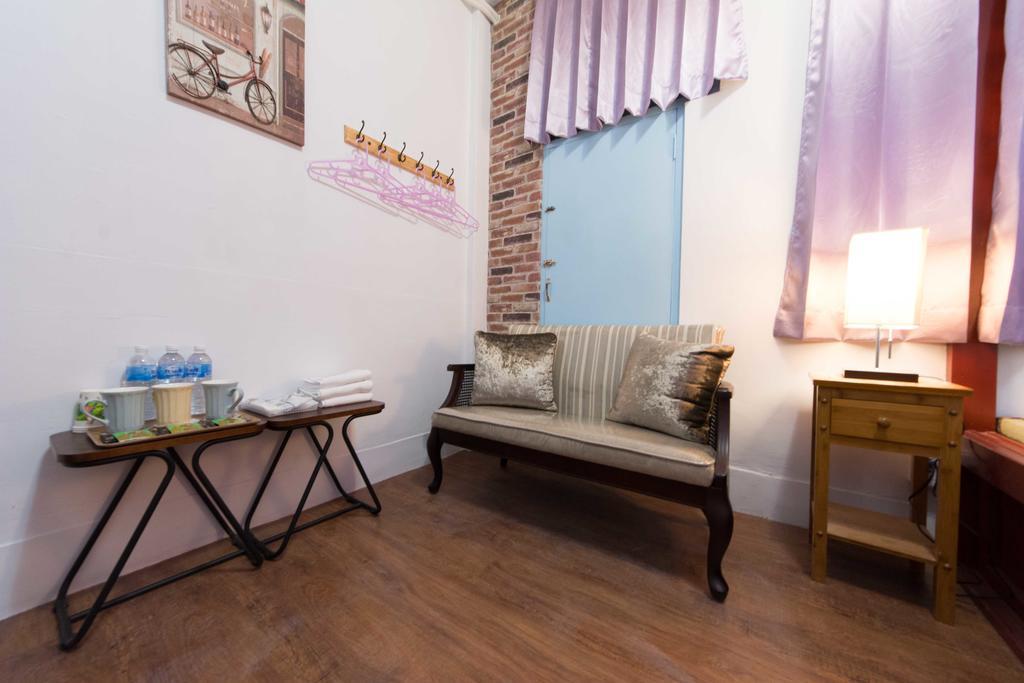 Gratitude Apartment ไถหนาน ภายนอก รูปภาพ